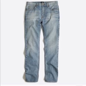 Jcrew Sutton fit jeans. Light wash.  (33x32)
